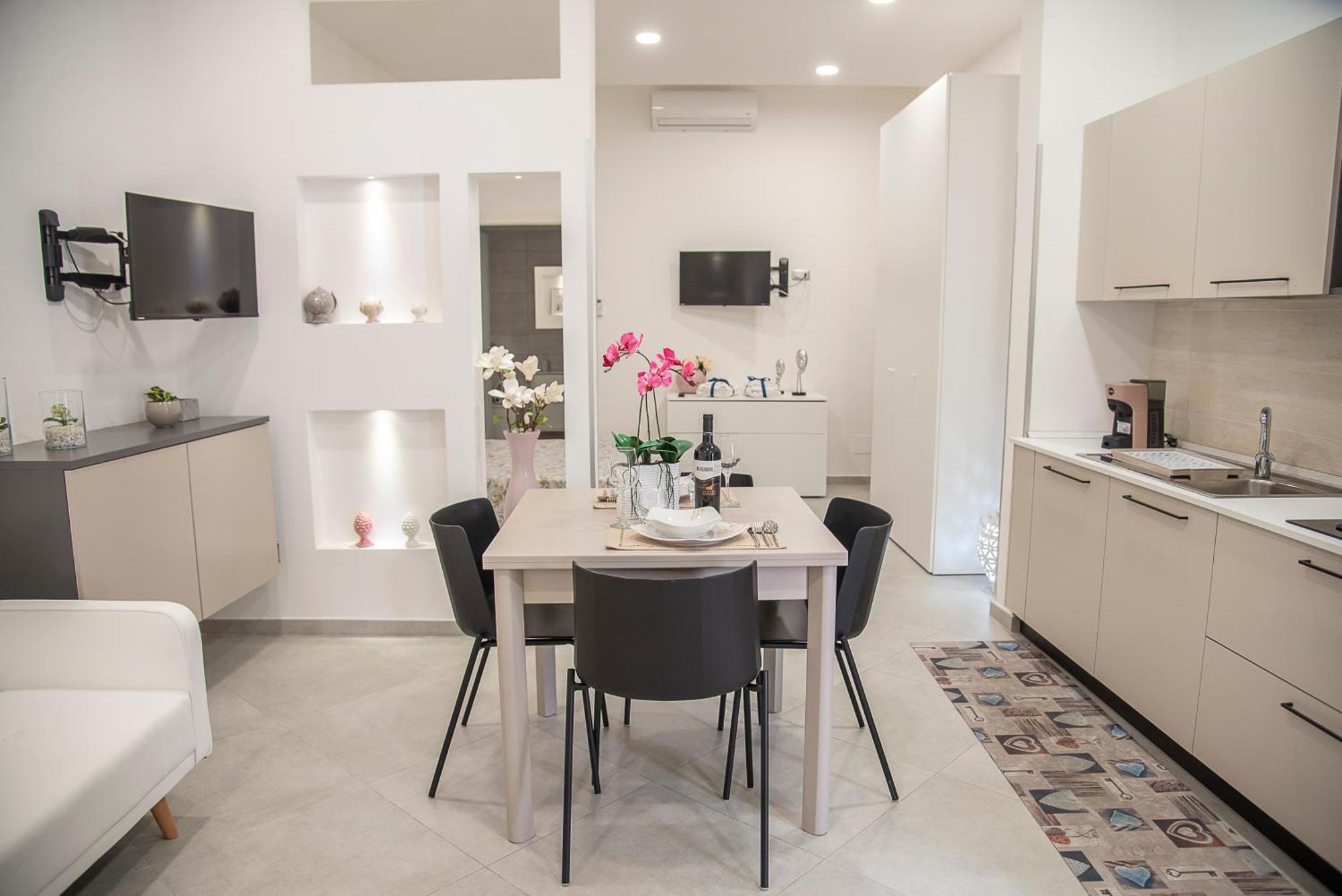 Dimora Asmara 11 15 * Brindisi