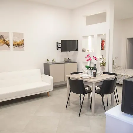 Dimora Asmara 11 15 Apartment Brindisi Exterior photo